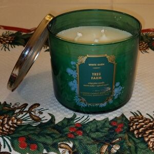 White Barn  "TREE FARM" 3 Wick Scented Candle 14.5 oz Bath & Body Works New